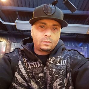 Meet your Posher, Lamore